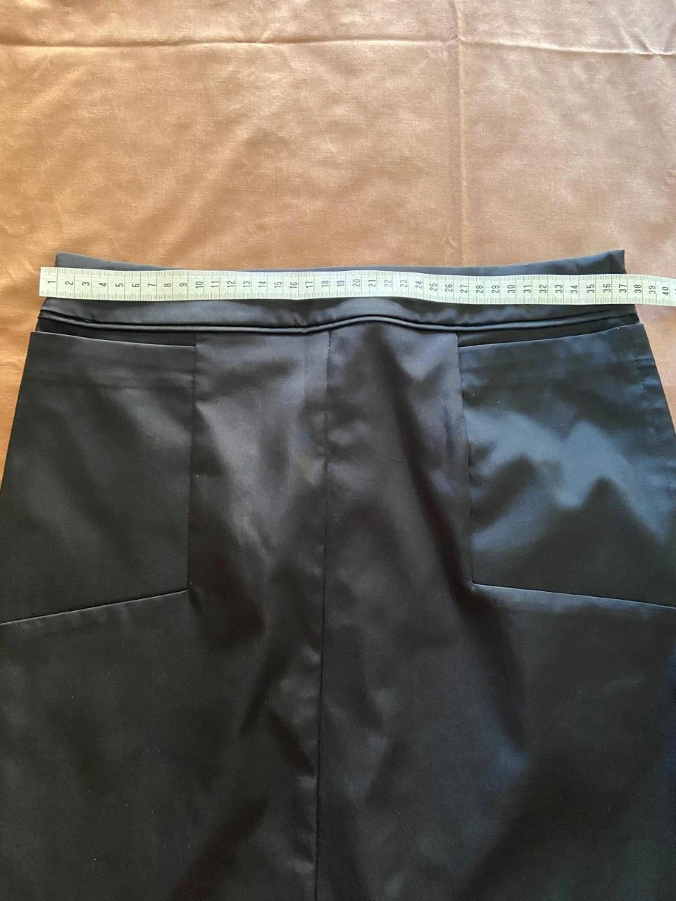 Falda negra ajustada, ceñida. H&M. Talla M – photo 7